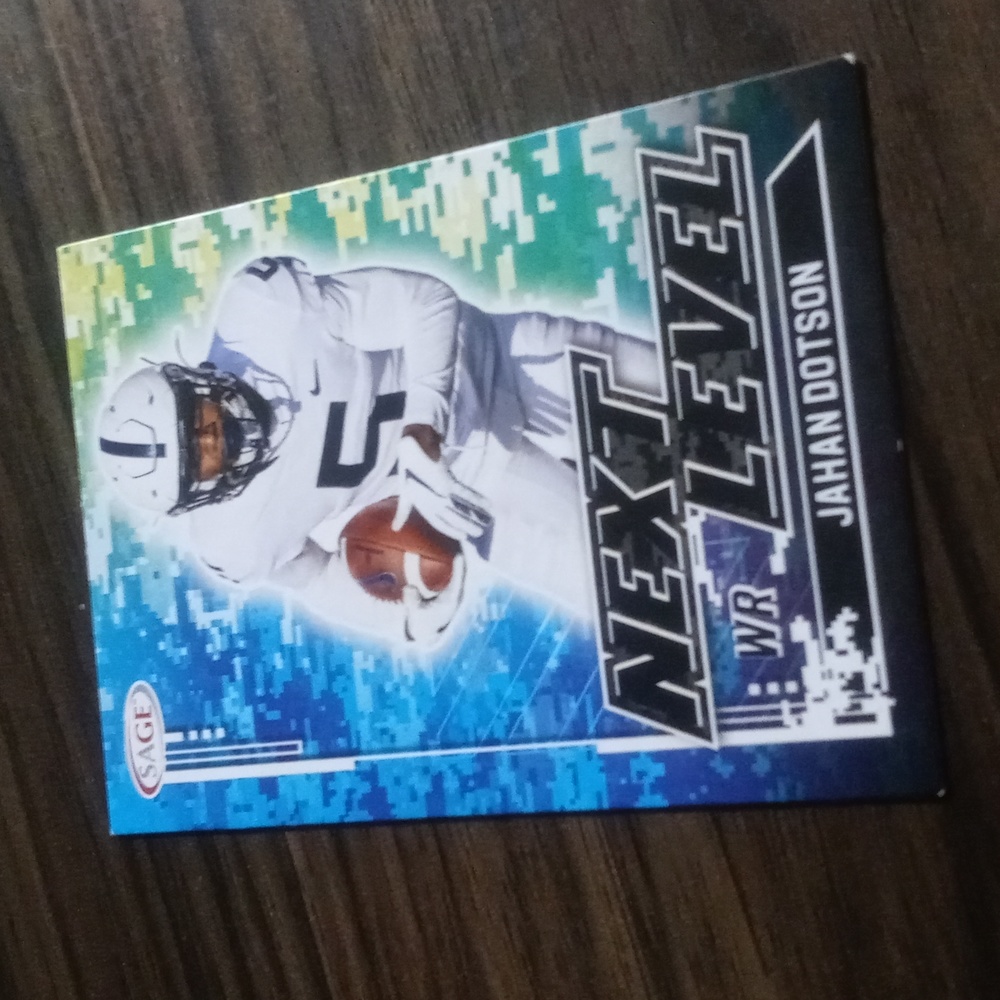 Lot 3 JAHAN DOTSON ROOKIE CARDS
